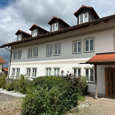 Apoli24 Pensionat 3*